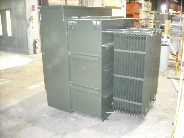 1000 KVA, Pri 13800 D, Sec 240 D, SQUARE D, LIVE FRONT, RADIAL FEED:1
