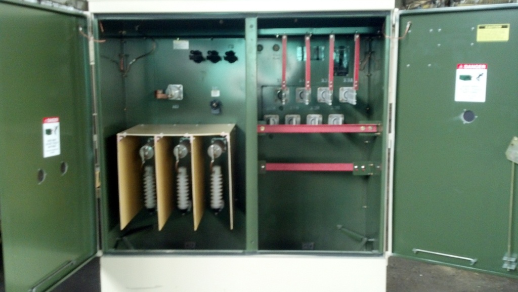 1000 KVA, Pri 27600GRY/15935, Sec 208Y/120 X 208Y/120, FR3, NEW, CG POWER, LF/RF