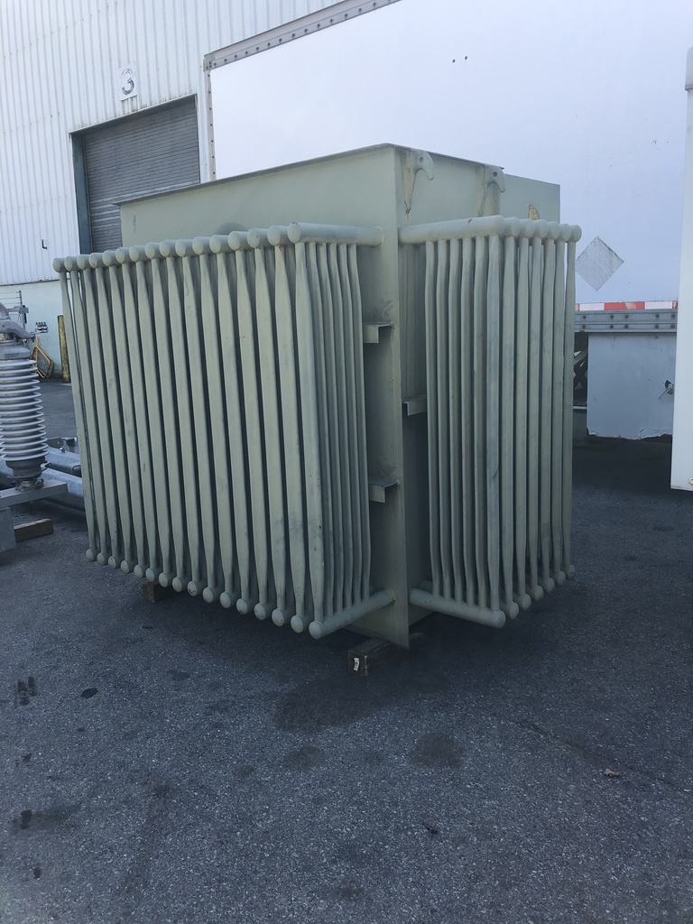 1000 KVA, Pri. 12470Y/7200, Sec. 208Y/120, MCGRAW-EDISON, LIVE, RADIAL