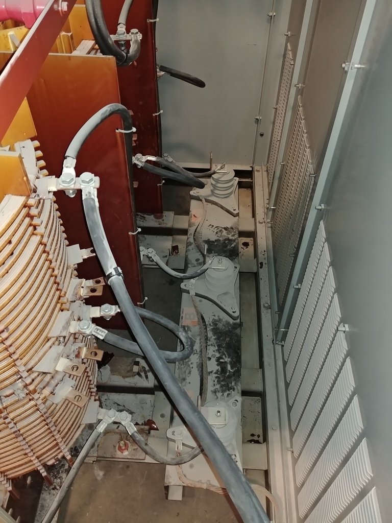 2000/2300 KVA, Pri 4160 D, Sec 480Y/277, 2003, CUTLER-HAMMER, INDOOR, COPPER:1