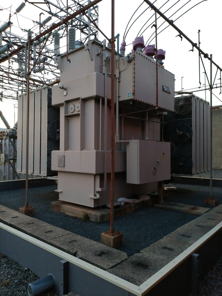 20000/37333 KVA, Pri 69000Y/39840, Sec 12470Y/7200, MCGRAW-EDISON, LTC:1