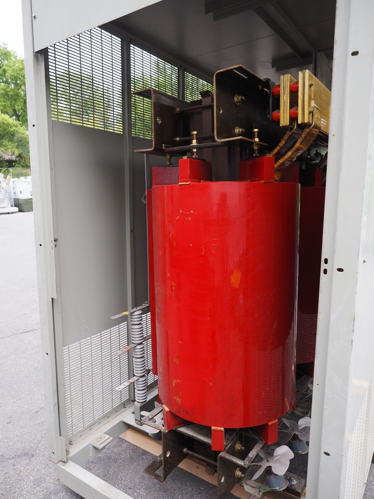 2500/3750 KVA 13800D-480GRDY/277, EB National Industri Cast-Coil, Indoor