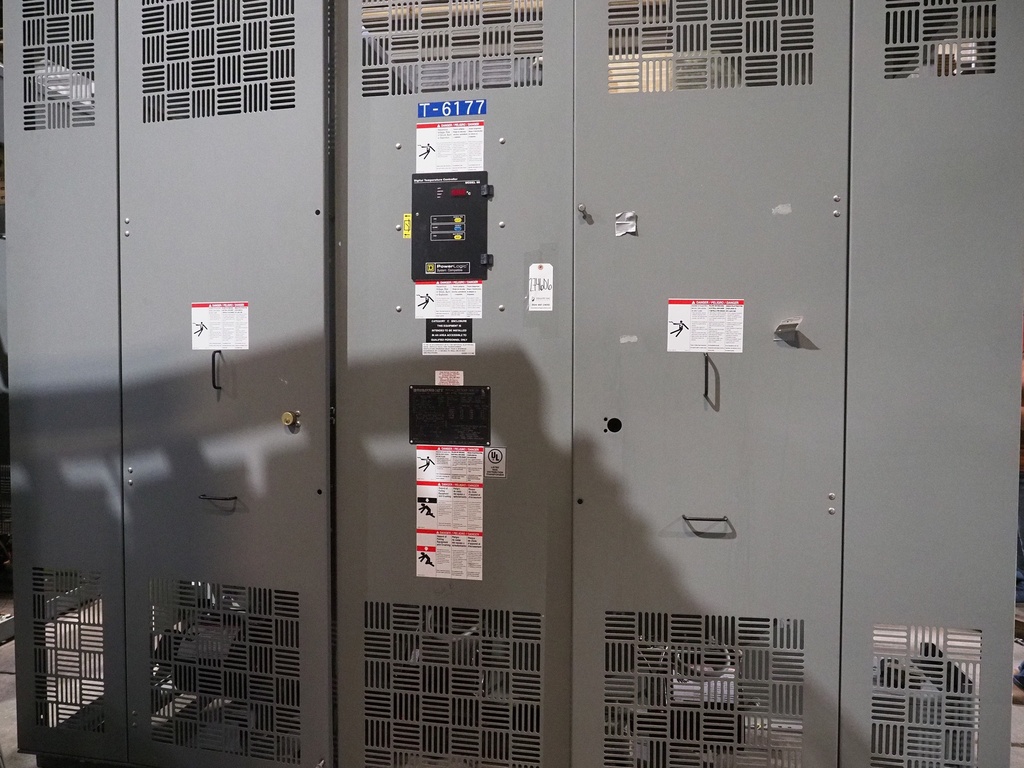 2500/3750 KVA, Pri 12470D, Sec 480Y/277, SQUARE D, INDOOR CAST COIL