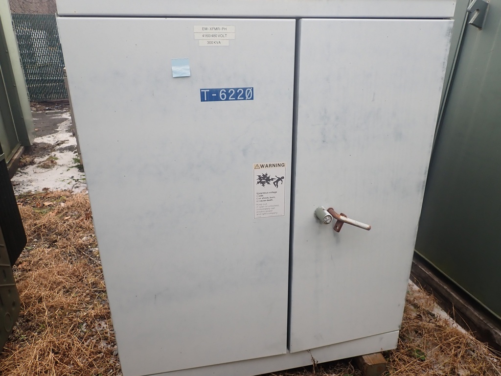 300 KVA 4160D 480Y, Westinghouse, Dead Front, Radial Feed