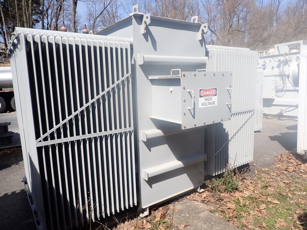 3325 KVA Pennsylvania Transformer, 4160 Delta, 2400 Delta, Oil Filled