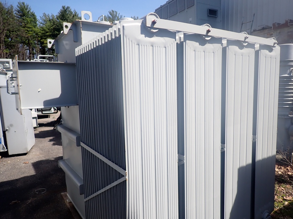 3325 KVA Pennsylvania Transformer, 4160 Delta, 2400 Delta, Oil Filled