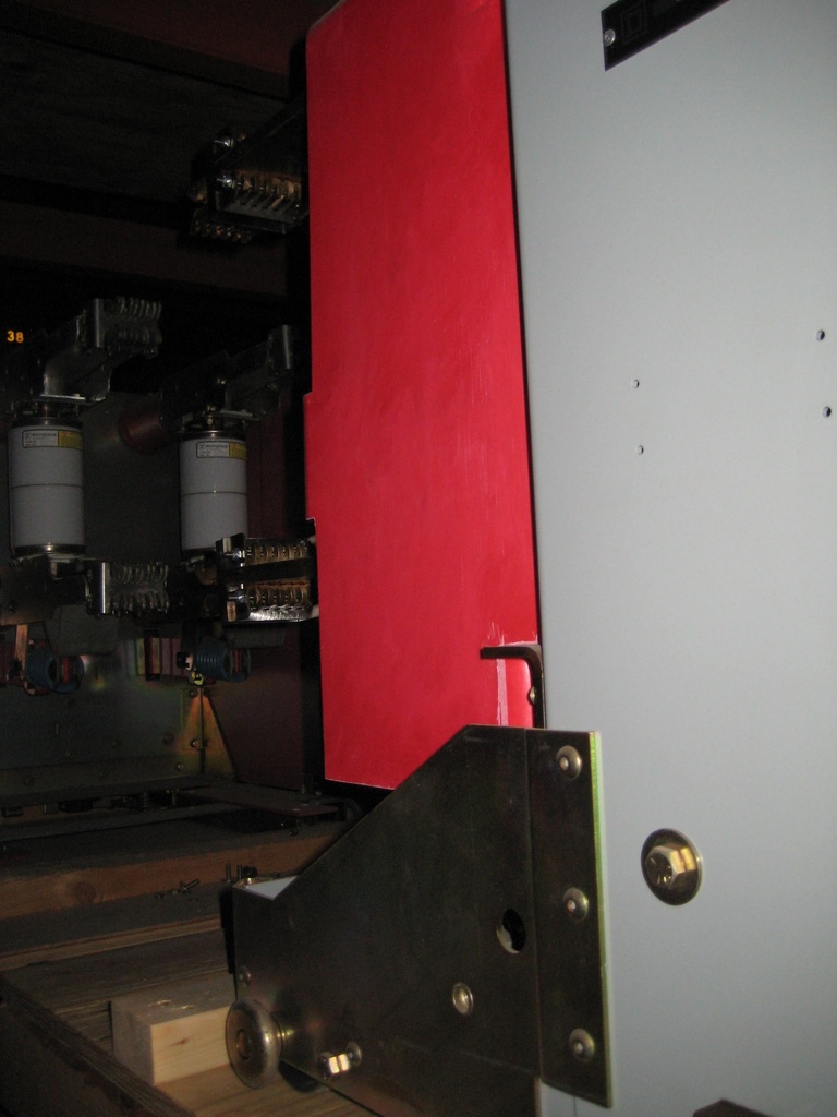 1200 Amp, SQUARE D, VR-250, 4760 V., 2002, E/O, D/O, 125 VDC, 29 KA:1