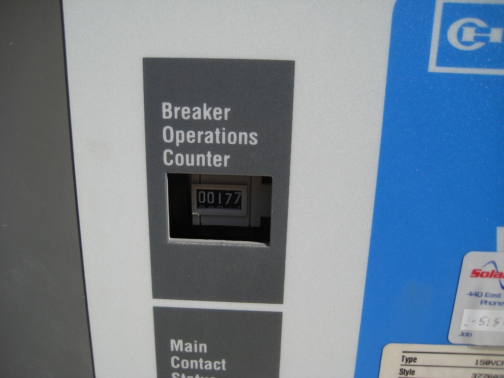 2000 Amp, CUTLER HAMMER, 150VCP-W750, 15 KV, 1996, 125VDC CL/TR/MT, EO/DO, 28KA