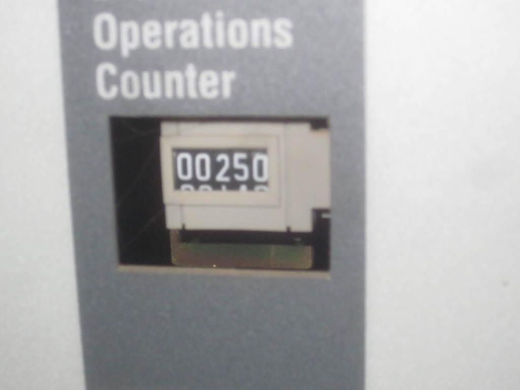 1200 Amp, CUTLER HAMMER, 50VCP-W-350, 5000 V., 1997, EO/DO, 125VDC C&T;