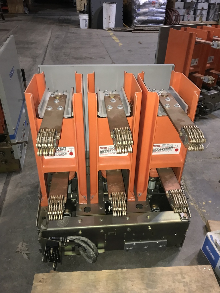 1200 Amp, GE, VB1-13.8-750-2, 15 KV, E/O, D/O, 125 AC CLOSE, 125 DC TRIP, ML-18