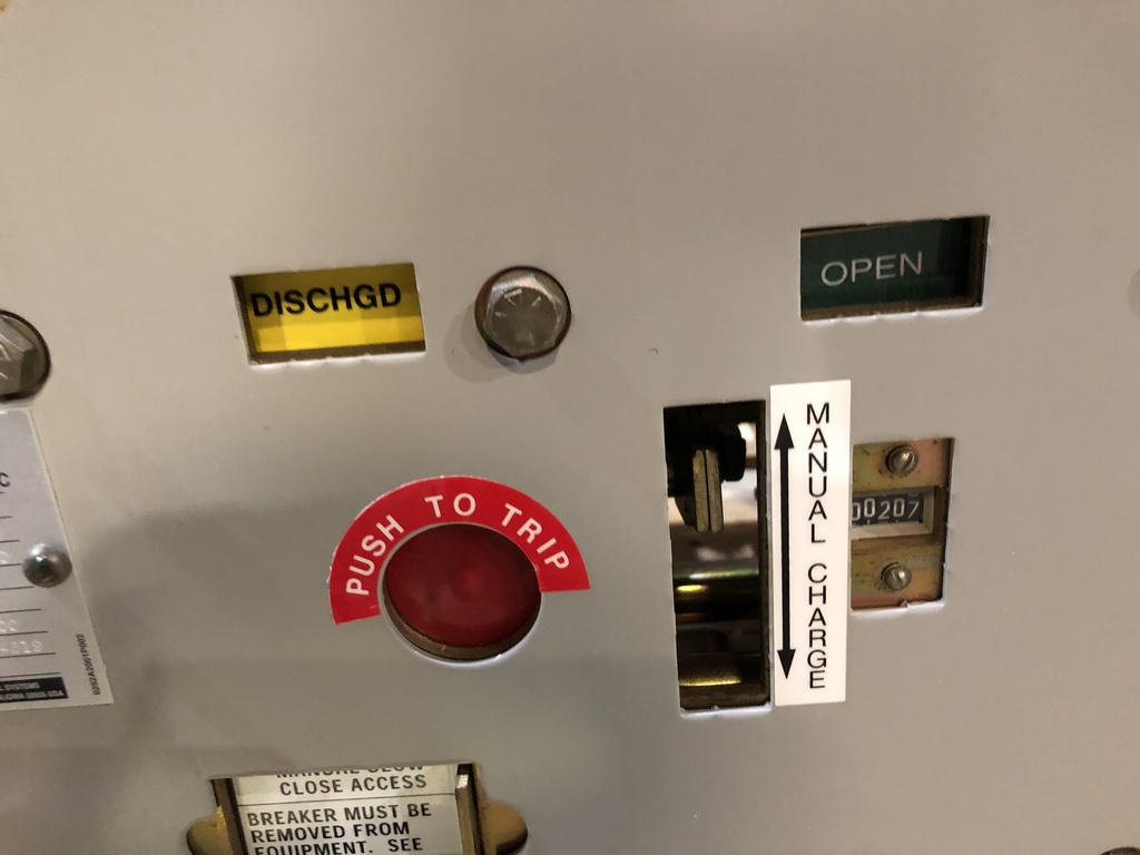 1200 Amp, GENERAL ELECTRIC, VB1-13.8-1000-3, 15 KV, 2000, 125 VDC, ML18 MECH.