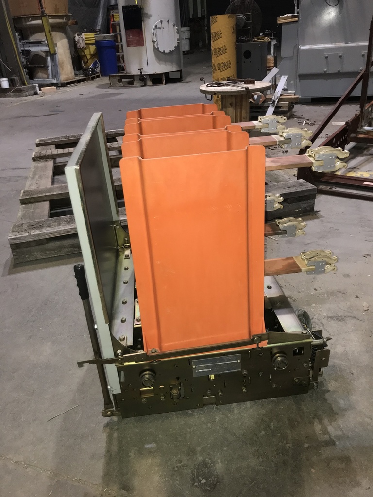 1200 Amp, GE, VB1-13.8-500-1, 15 KV, E/O, D/O, 240 AC CLOSE, 325 DC TRIP, ML-18