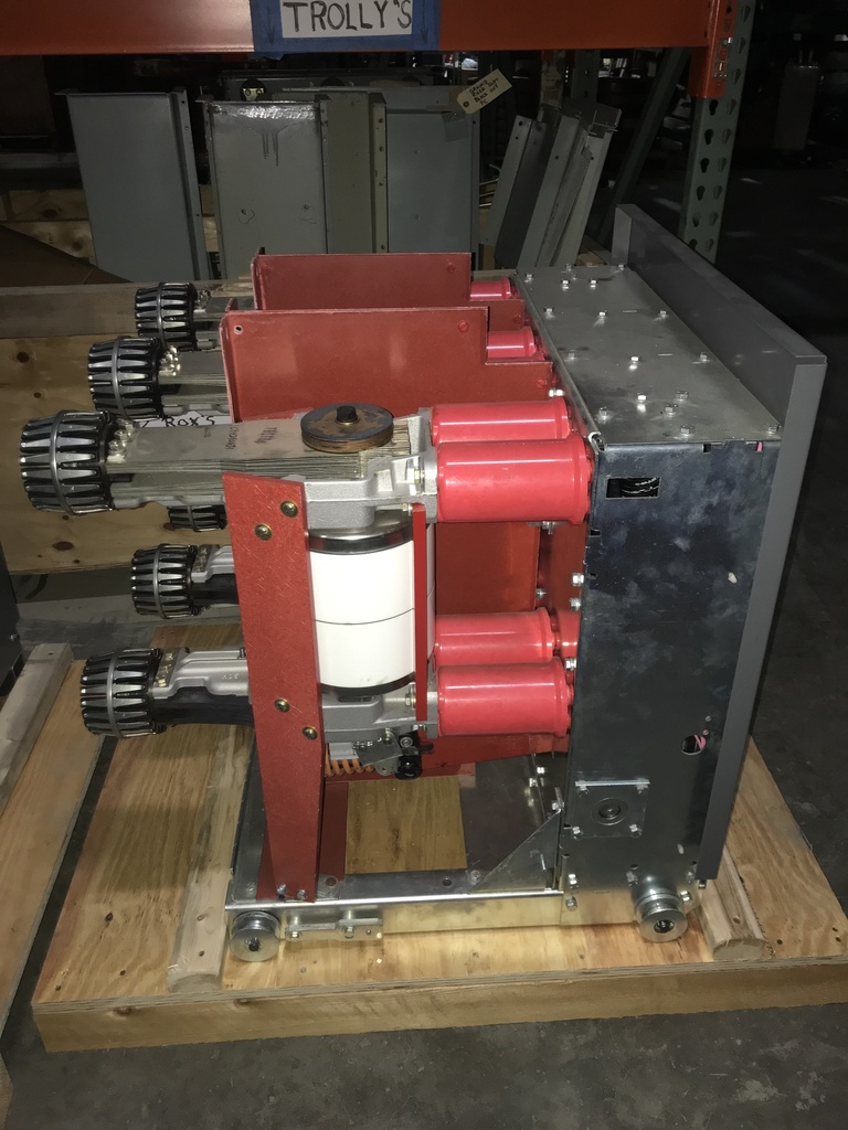1200 Amp, EATON, 50VCP-W63, 4760 V., 2007, 120 VAC CLSE & TRP, 125 VDC/AC MOTOR