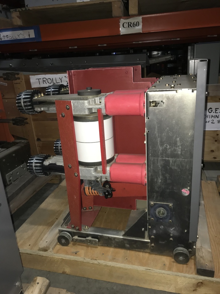 1200 Amp, EATON, 50VCP-W63, 4760 V., 2007, 120 VAC CLSE & TRIP, 125 VDC/AC MOTOR