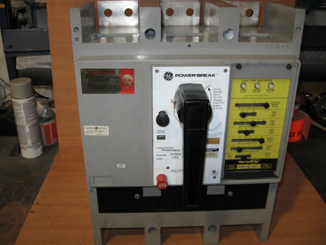 1200 Amp, GE, TPSS4612SGA3, 600 V., POWERBREAK, STATIONARY MOUNT, MOLDED CASE: 2