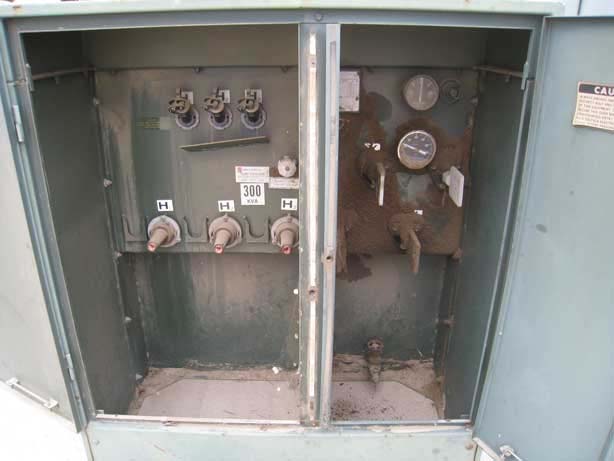 300 KVA, Pri 12470 D, Sec 208Y/120, PAUWELS, PADMOUNT, DF/RF