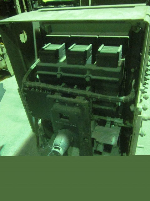 600 Amp, GE, AKF-1, 250 V., M/O, D/O, FIELD BREAKER