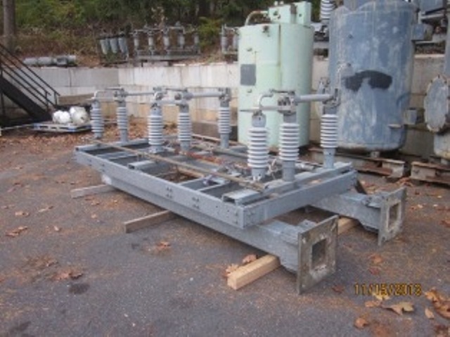 1200 Amp, MEMCO, No. 34EA-12HP3, 34500 V., GANG OPERATED AIR BREAK SWITCH:1