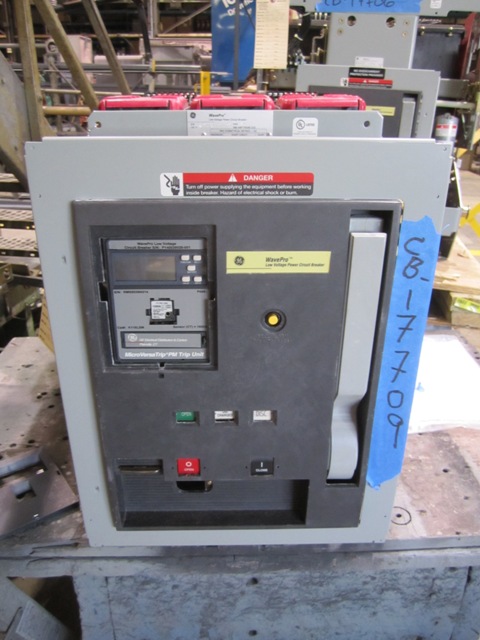 1600 Amp, GENERAL ELECTRIC, WPH-16, 635 V., MANUALLY OPERATED/DRAW-OUT:1