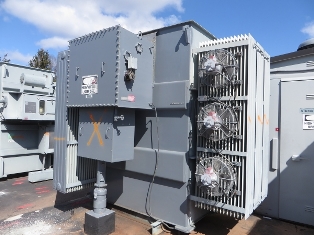5000/5600 KVA, Pri 26400 D, Sec 4160Y/2400, SIEMENS-ALLIS, LV OIL SWITCH:1