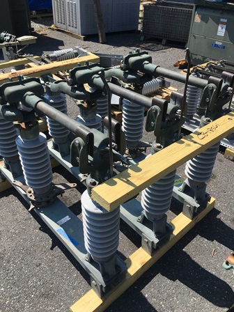 1200 AMP, SOUTHERN STATES, 38KV, EVB, HORIZONTAL MOUNT, VERTICAL BREAK, GOAB;