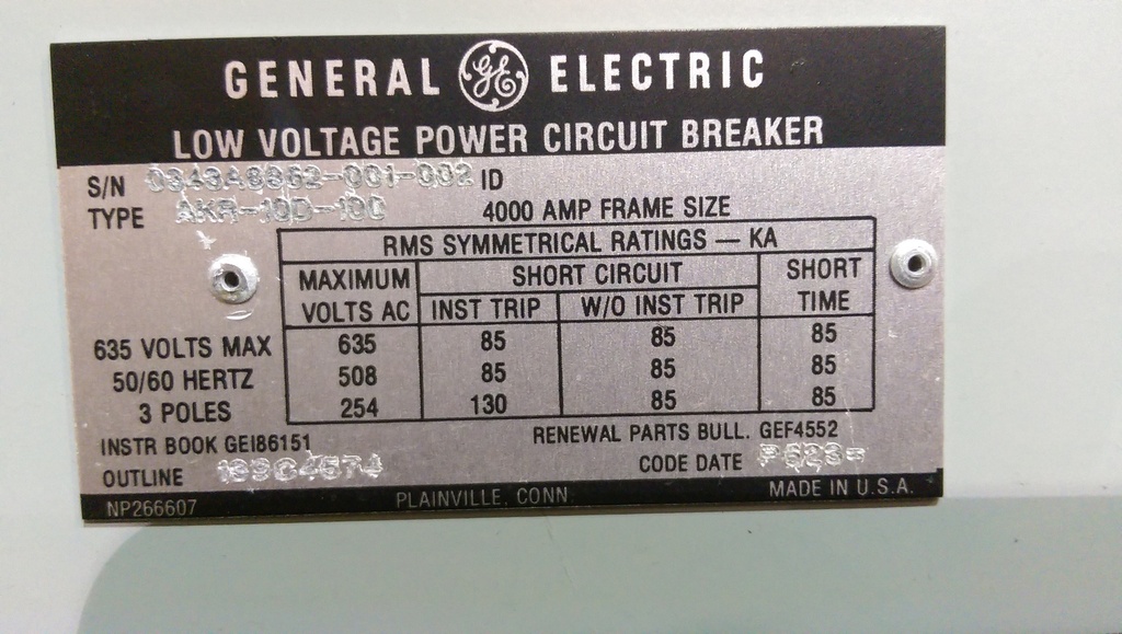 4000 Amp, GENERAL ELECTRIC, AKR-10D-100, 480 V., M/O, D/O, MVT PLUS TRIP LIG