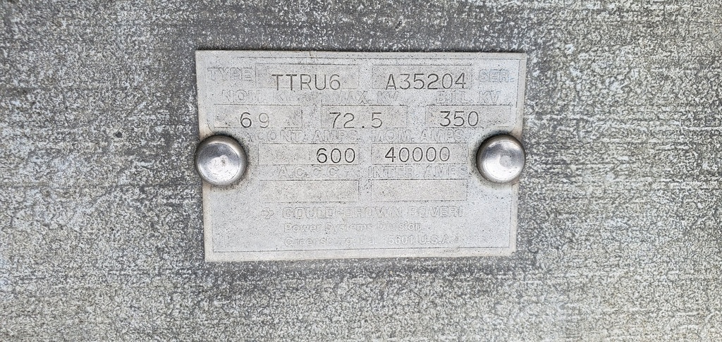 600 Amp, GOULD BROWN BOVERI, TTRU6, 69000 V., HORIZONTAL MOUNT, VERTICAL BREAK