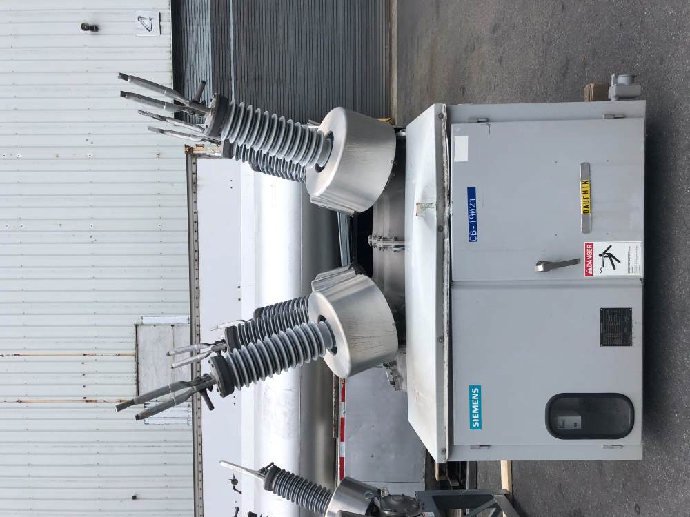 3000 Amp, SIEMENS, No. SPS2-72.5-40-2, 72500 V., 2015, 125 VDC CLOSE & TRIP:1