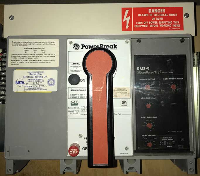 800 Amp, GE, TP88SS, 480 V., AIR CIRCUIT BREAKER