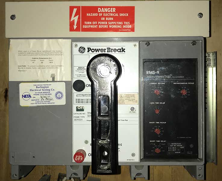 400 Amp, GE, TP84SS, 480 V., AIR CIRCUIT BREAKER