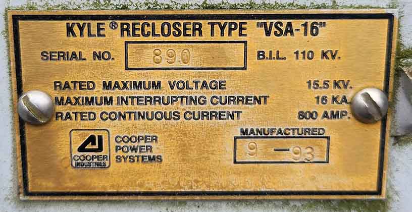 800 AMP, 15.5 KV KYLE VSA-16 RECLOSER