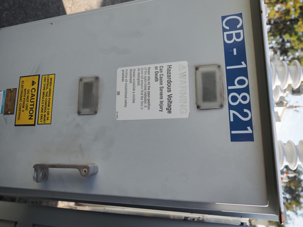 800 Amp, COOPER/KYLE, No. VSA-12, 15000 V., 1995, RECLOSER