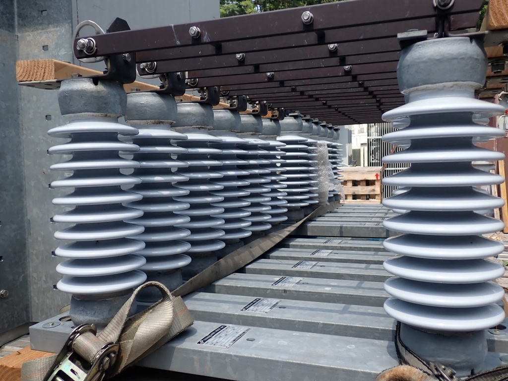 1200 Amp Cleaveland/Price 34.5 kv, Type: LCO-C, Cat No: C102A230G11, Hookstick Switches