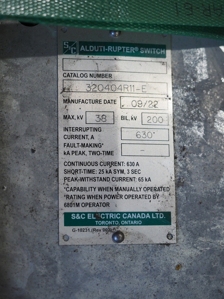 630 Amp 38 kV S&C Gang Operated Switch, Cat No 320404R11-E, Inverted Mount, Double Break