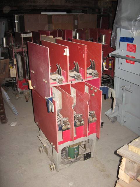 ALLIS CHALMERS, 4160 V., 456D, 230 CPT, FUSE CLIPS, ELECTRICALLY OK;-1