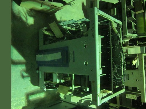 [019463] 1600 Amp, GE, AKS-N-50, 480 V., ELEC. OPER., DRAWOUT, -1