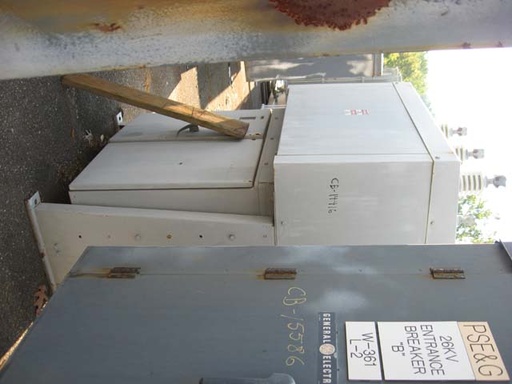 [029489] 600 Amp, WESTINGHOUSE, R, 15 KV, OUTDOOR, FRAME MOUNT, VACUUM RECLOSER: -1