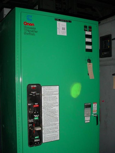 [031576] 300 Amp, ONAN, No. BT-300, 208 V, INDOOR HOUSED, FREE STANDING, 1994 - 1