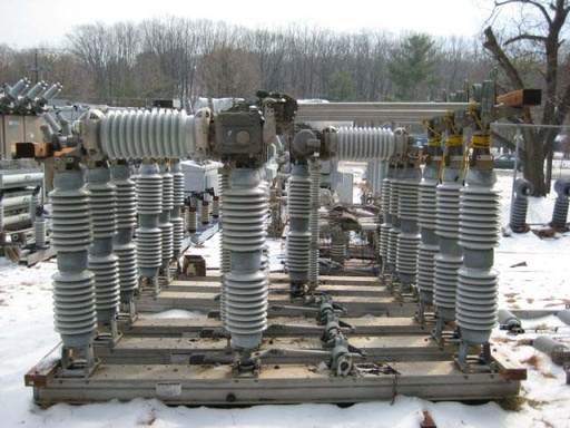 [033297] 1200 Amp, S&C, No. MARK V, 121000 V.,CIRCUIT SWITCHER