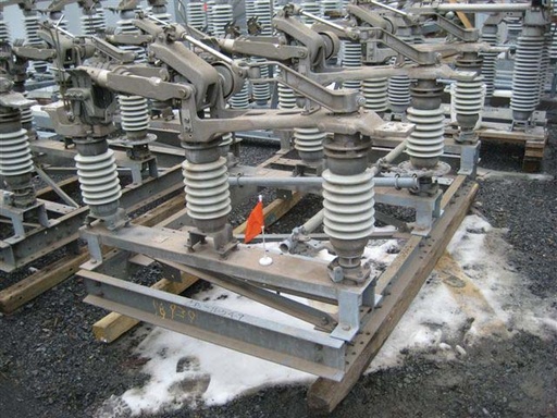 [034729] 2000 Amp, USCO, AGT, 15000 V., HORIZONTAL MOUNT, VERTICAL BREAK, GOAB:1