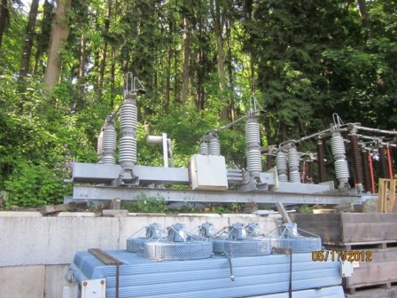 [035164] 600 Amp, ABB, No. TTR-6, 121000 V., GANG OPERATED AIR BREAK SWITCH:1