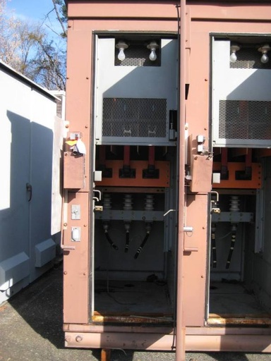 [036774] 600 Amp, SIEMENS ALLIS, No. QB, 13800 V., INTERRUPTER SWITCH, OUTDOOR:1