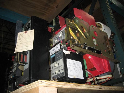 [037071] 1600 Amp, SIEMENS, RLF-1600, 600 V., 2001, ELECTRICALLY OPERATED, DRAW-OUT:1