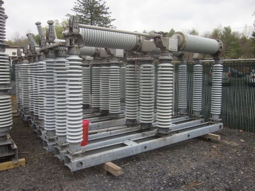 [039635] 1200 Amp, S & C, No. 2010, 145000 V., 64 KA, CIRCUIT SWITCHER