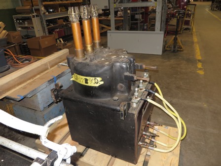 [039709] 1200 Amp, WESTINGHOUSE, DE-ION GRID, B-22-B, 13.8 KV, INDOOR OIL BREAKER: 1