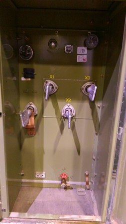 [040928] 750 KVA, Pri 4160 D, Sec 208Y/120, ABB, DEAD FRONT, LOOP FEED, FUSED