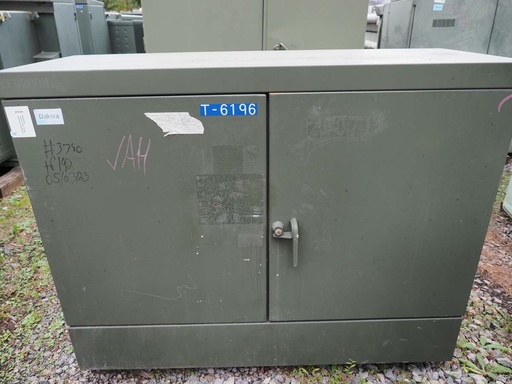 [045326] 300 KVA, Pri 4160 D, Sec 480 Y/277, 2009, Dead Front, Radial Feed