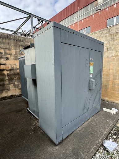 [045626] 1500 KVA Roberts 12470Y - 480D DF/RF Oil filled Pad-mount Transformer