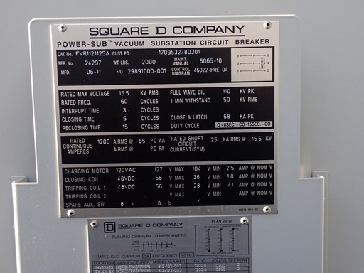 [046993] 1200 Amp 15.5 kV Square D Vacuum Substation Breaker, Cat No FVR1121125A, 48 VDC Close and Trip
