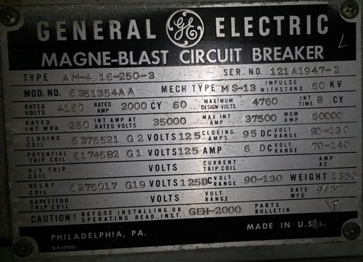 [013805] 2000 Amp, GENERAL ELECTRIC, AM4.16-250-3, 4160 V., 1957, 1350 LBS, MS-13 MECH;-1